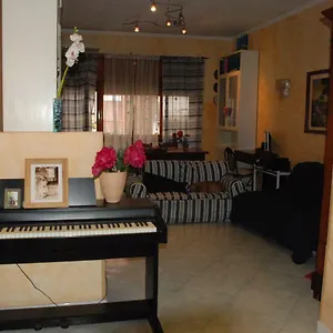 Anna Vi Guest , Rome Italy