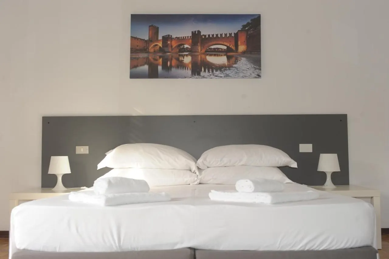 Bed & Breakfast B&B Foroni 29 Verona