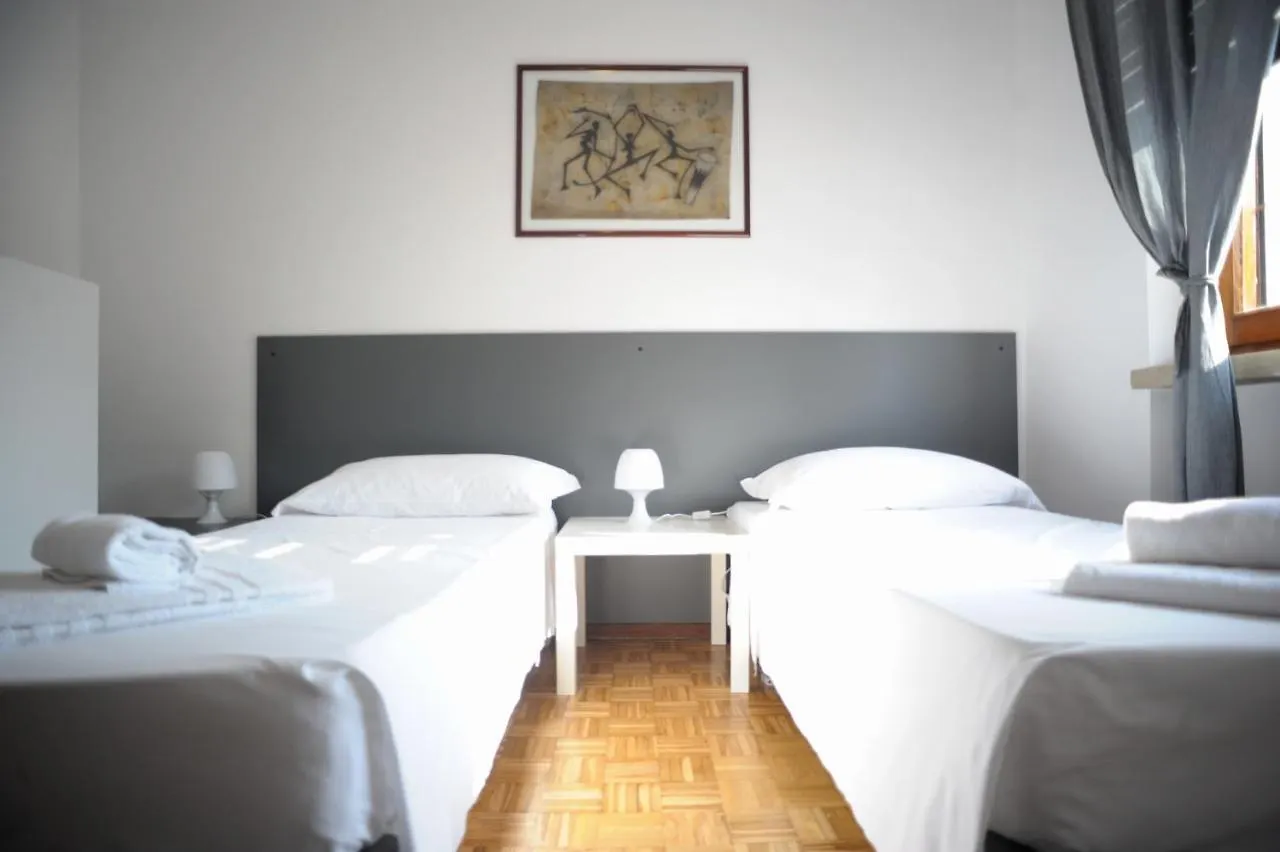 B&B Foroni 29 Verona Bed & Breakfast